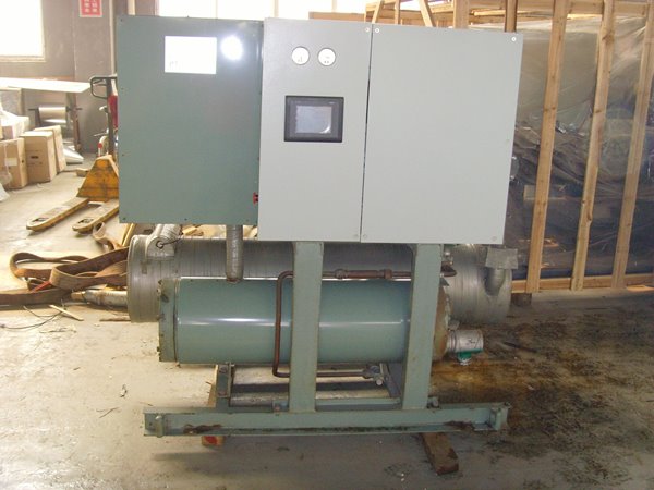 西昌镇酒店中央空调不停机清洗方法介绍